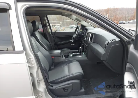 2010 Jeep Grand Cherokee Laredo from USA, damaged, VIN 1J4PR4GK2AC111520